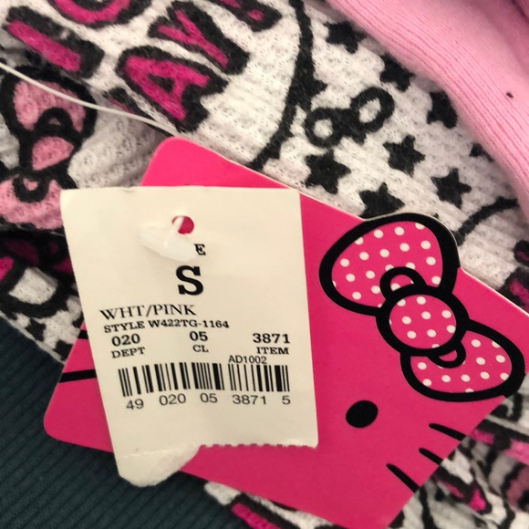 Hello kitty  PJ’s - Picture 6 of 6